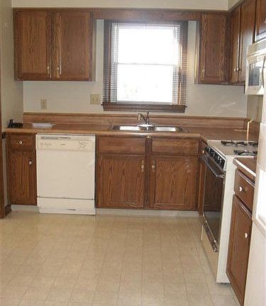 2nd image of 7077 Bristlewood Dr Unit 2