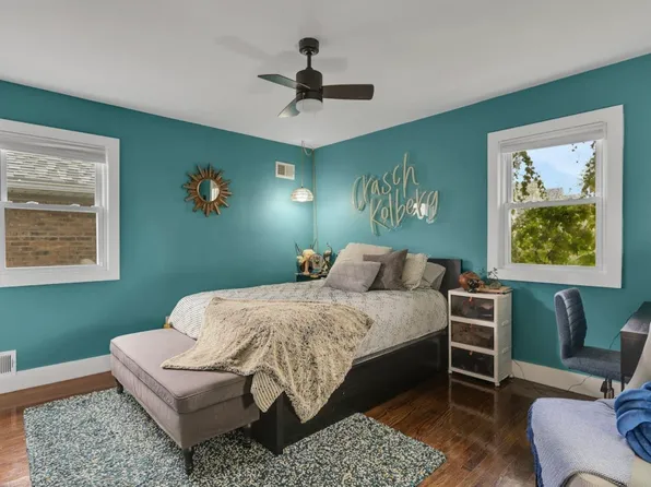 149 West 30th Street image 17 of 26