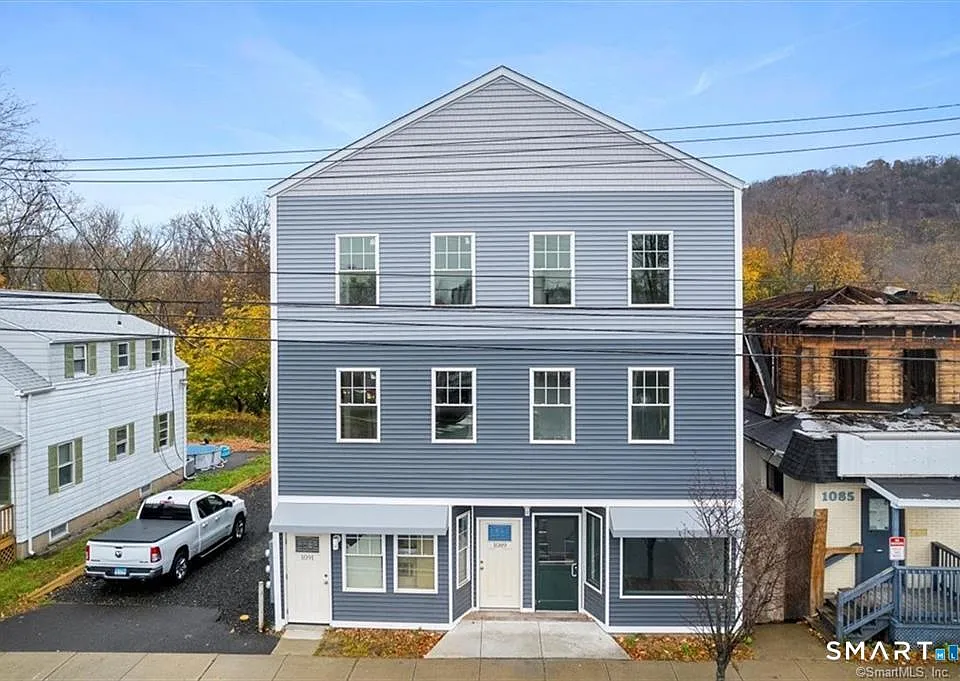 1091 Whalley Ave #B