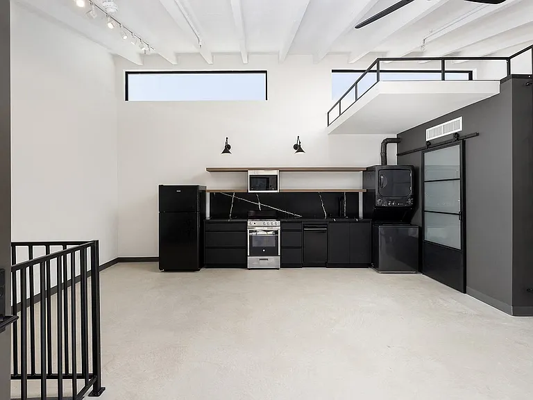 ArtLofts — Photo 52