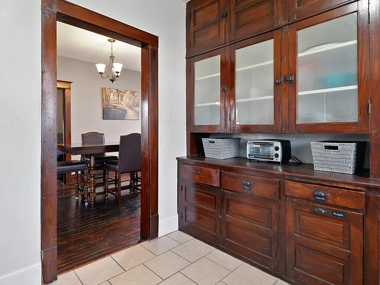 409 York St #1 — Photo 6