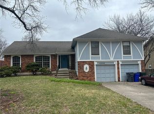 16608 W 145th Ter, Olathe, KS 66062