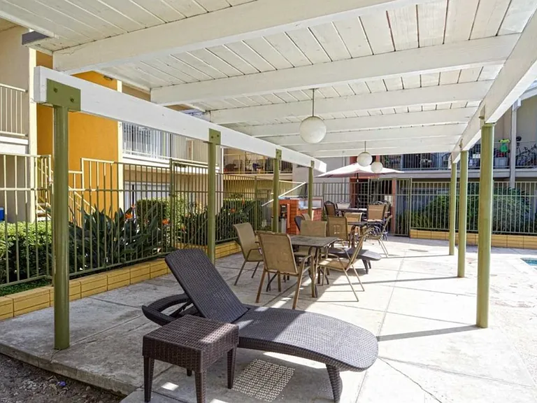 Molokai Apartments! — Photo 12