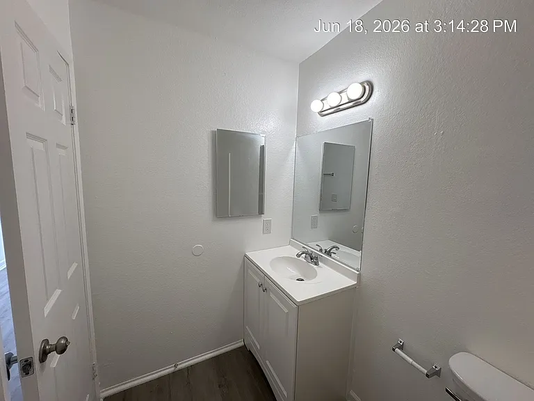Cinnamon Creek Apartments — Photo 16