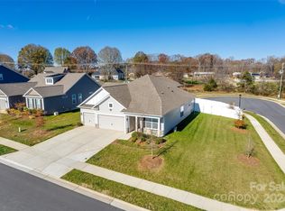 131 Asher Ln, Mooresville, NC 28115