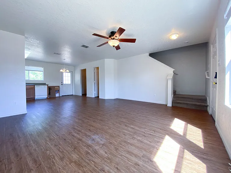 3215 Northwest Blvd — Photo 5