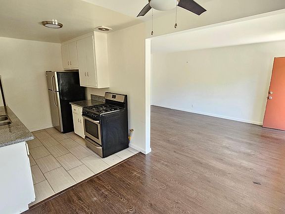 5th image of 915 Edgewood St #2