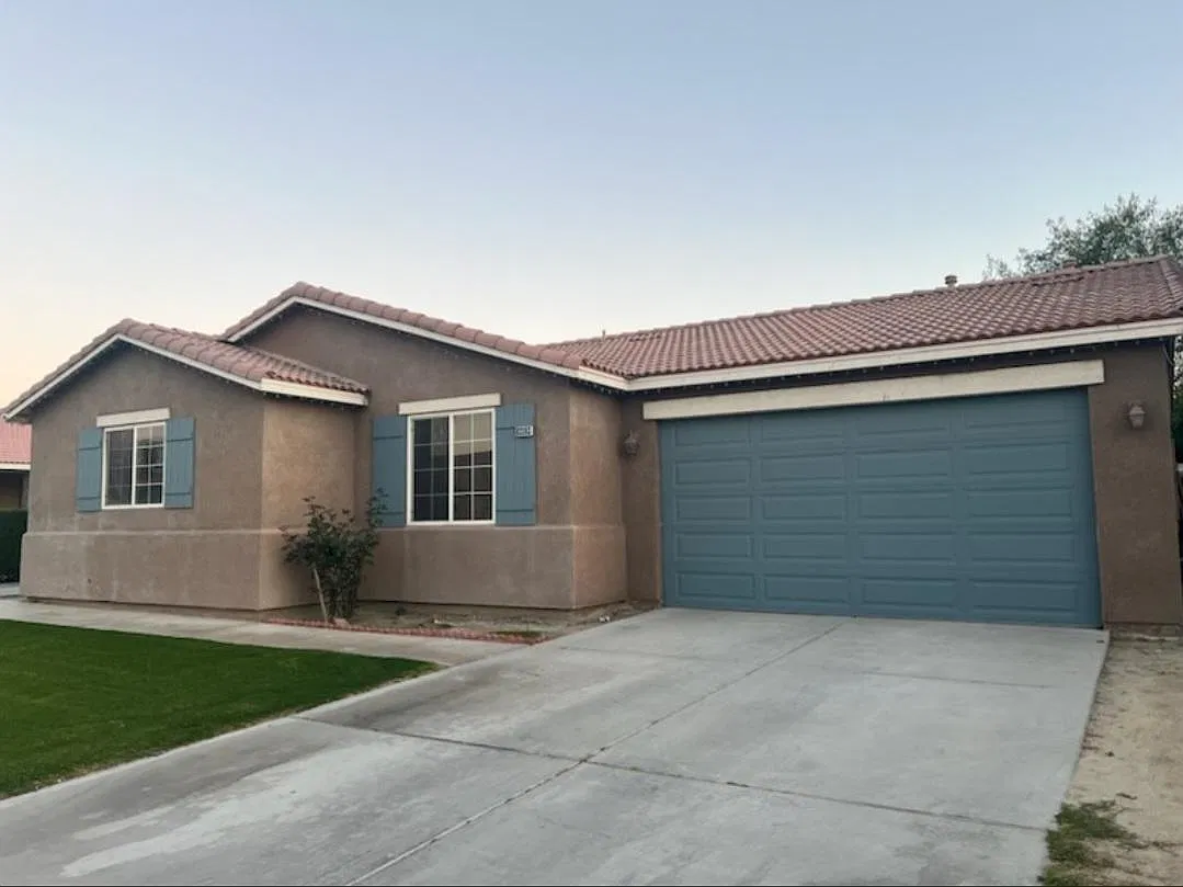 5 bed, 2204 sqft, $3,200 — Photo 4