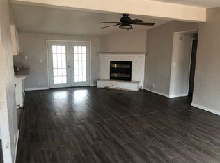 3766 E Robinson St, Norman, OK 73026