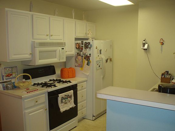 2nd image of 2459 Warm Springs Dr