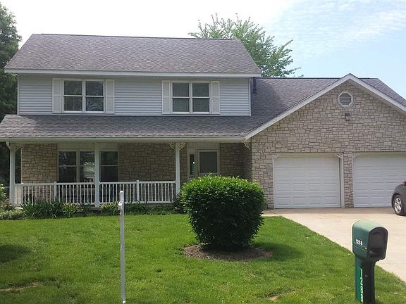 3rd image of 1288 E Zinnia Dr