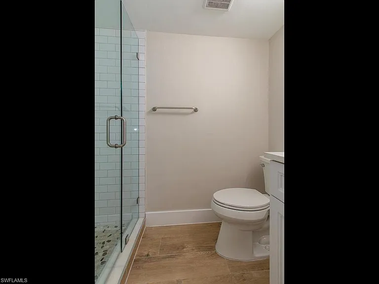 29 High Point Cir E #307 — Photo 9