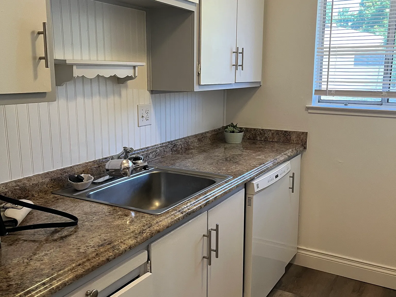 2 bed, 924 sqft, $2,000 — Photo 4