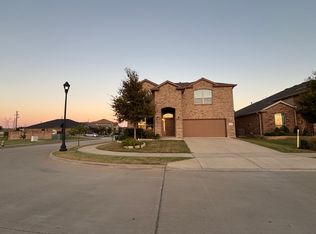 1028 Pierz Dr, Fort Worth, TX 76177