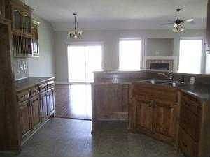 4th image of 803 Homeland Dr