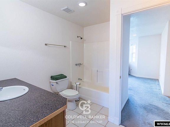 4th image of 2035 Adobe Ave