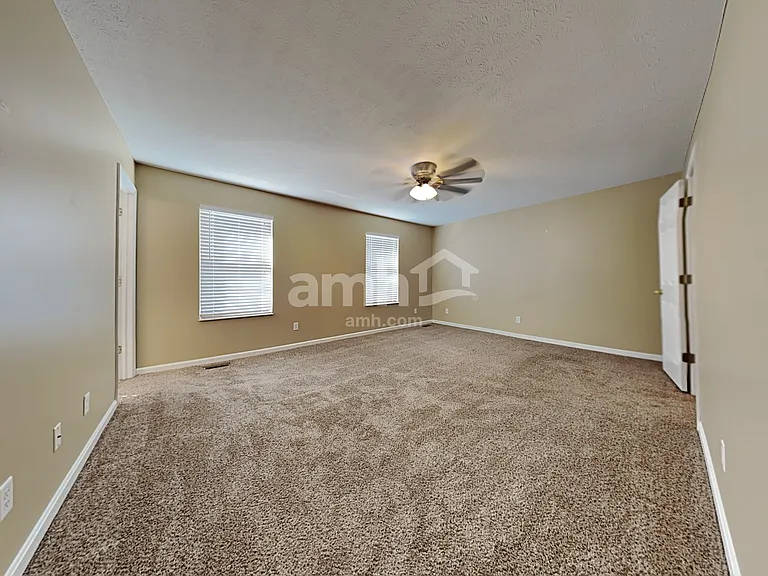 618 Fox Chase Way — Photo 11