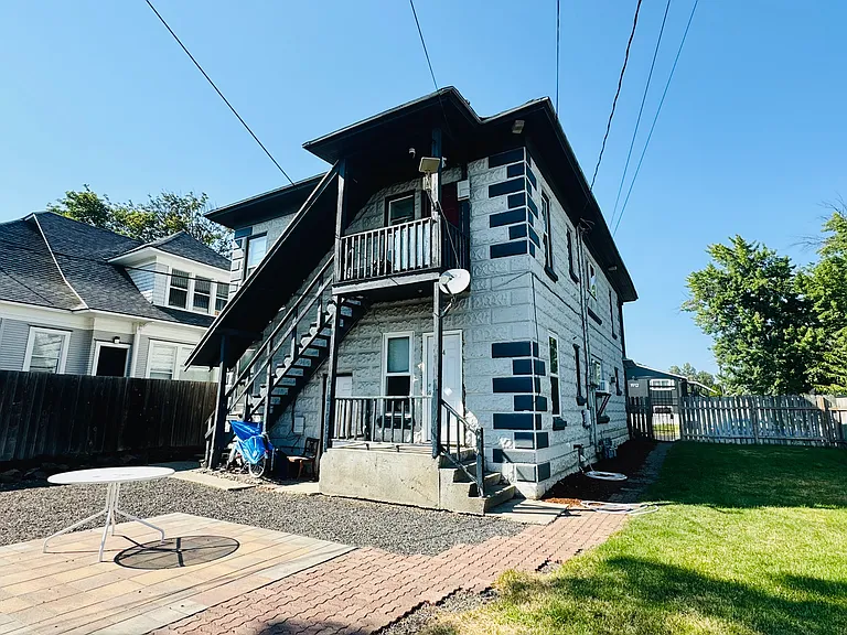 1913 W Mallon Ave — Photo 5