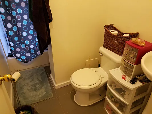 Rented by The Hamilton Group | media 21