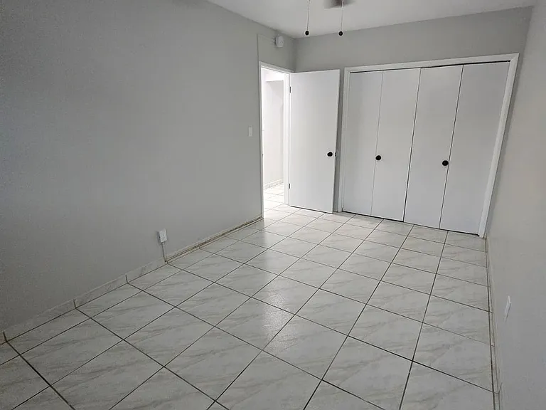736 S Eastmont Ave #7 — Photo 18