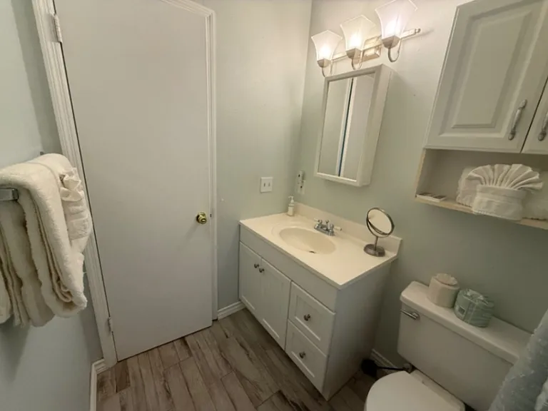 7 Jade Dr #1 — Photo 9