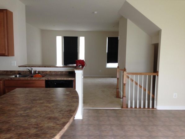 1240 Elderslie Ln