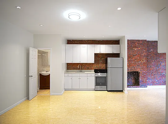 Rented by Keller Williams NYC | media 10