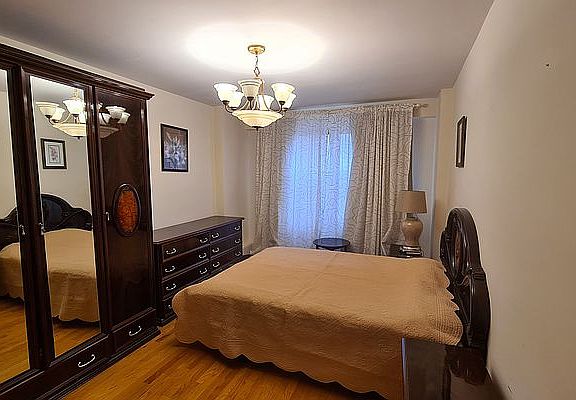 5th image of 2930 W 5th St APT 15