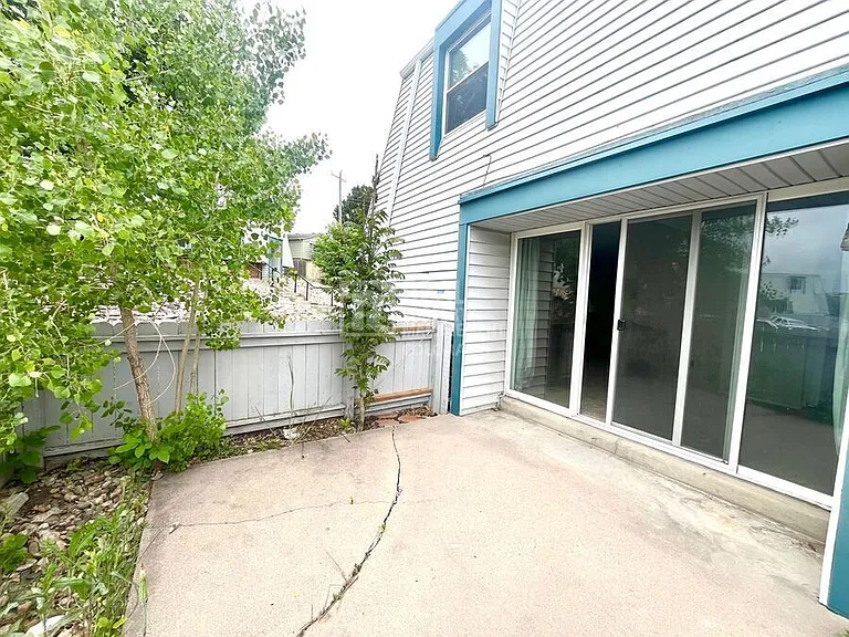 3005 E Fountain Blvd — Photo 15