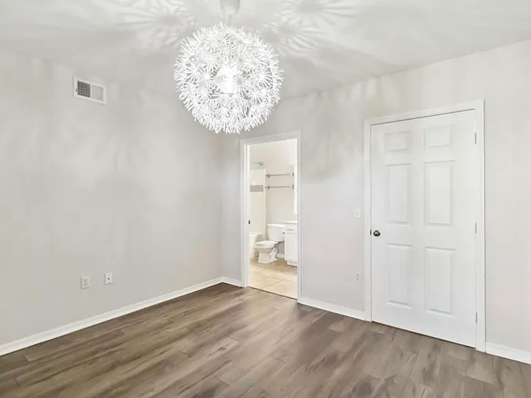 1010 Villagio Cir #108 — Photo 37