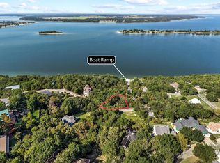 210 Walnut Ln, Pottsboro, TX 75076