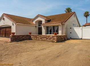 8633 Oakthorn Cir, Riverside, CA 92508