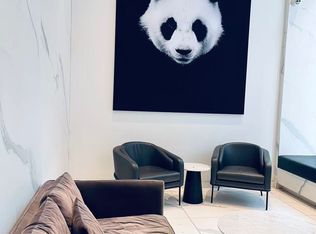 20 Edward St #814, Toronto, ON M5G 0C5