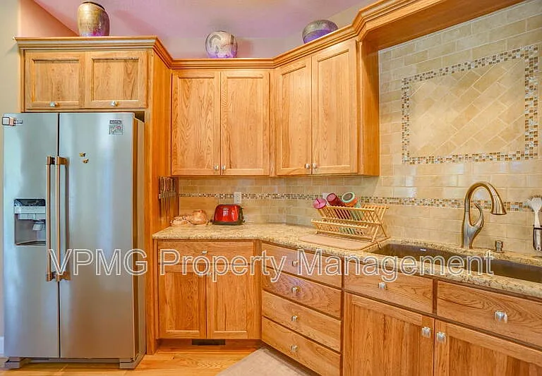 23517 NE 68th St — Photo 29