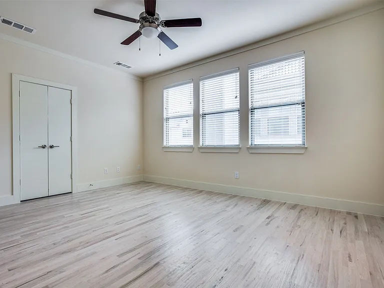 4316 Hartford St #31 — Photo 15