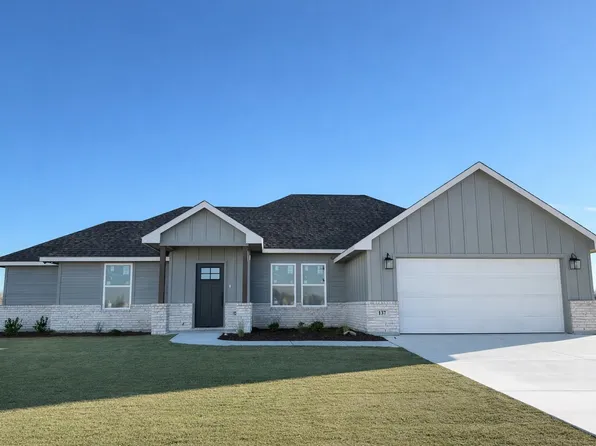 137 Zaragosa Dr, Lipan, TX 76462