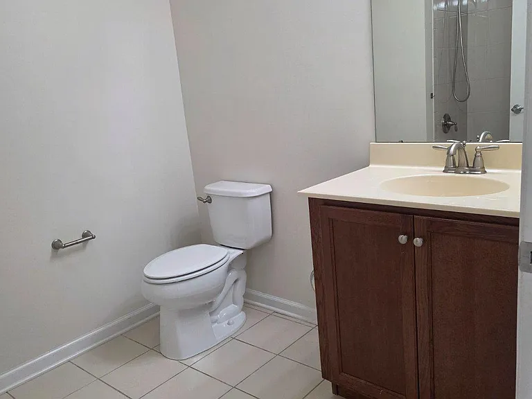 1115 Halifax Pl — Photo 11