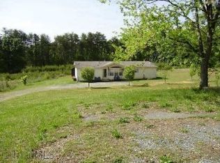 214 Cecil Dr, Winston Salem, NC 27105