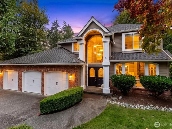 17319 213th Avenue NE, Woodinville, WA 98077