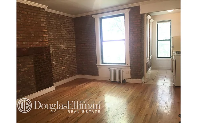 Rented by Douglas Elliman | media 14