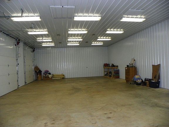 4th image of 14032 Charlame Dr