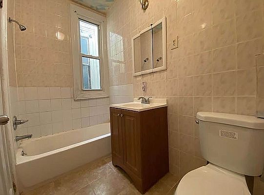 5th image of 1151 Rogers Ave #3A