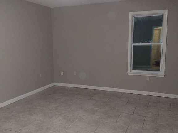 2nd image of 10420 Lafayette Dr