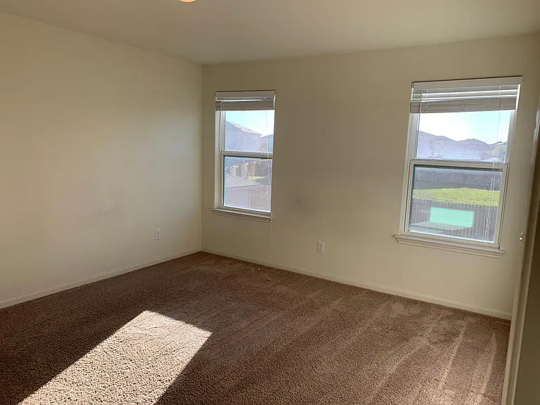 217 Denson Ln — Photo 14