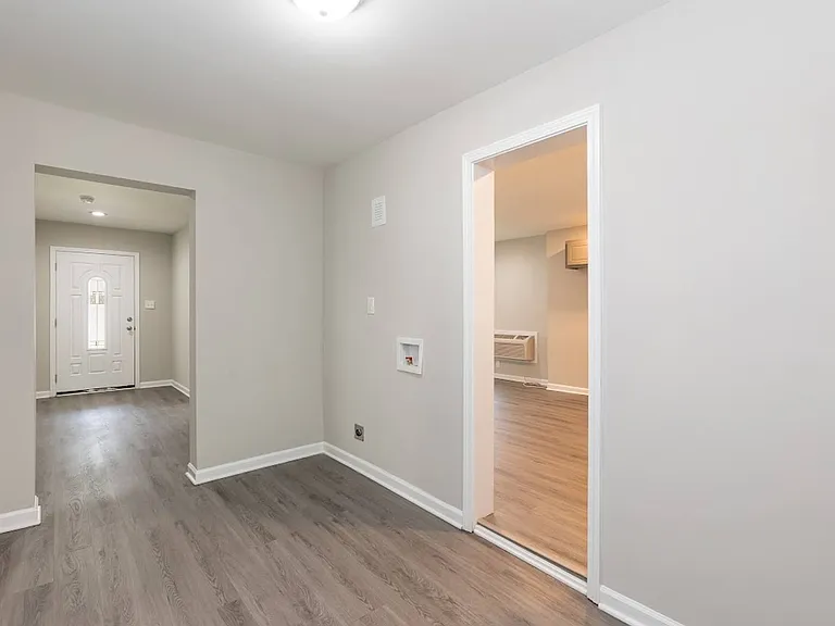 823 Branch St — Photo 9