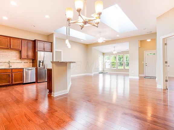 4th image of 5927 Eiger Dr