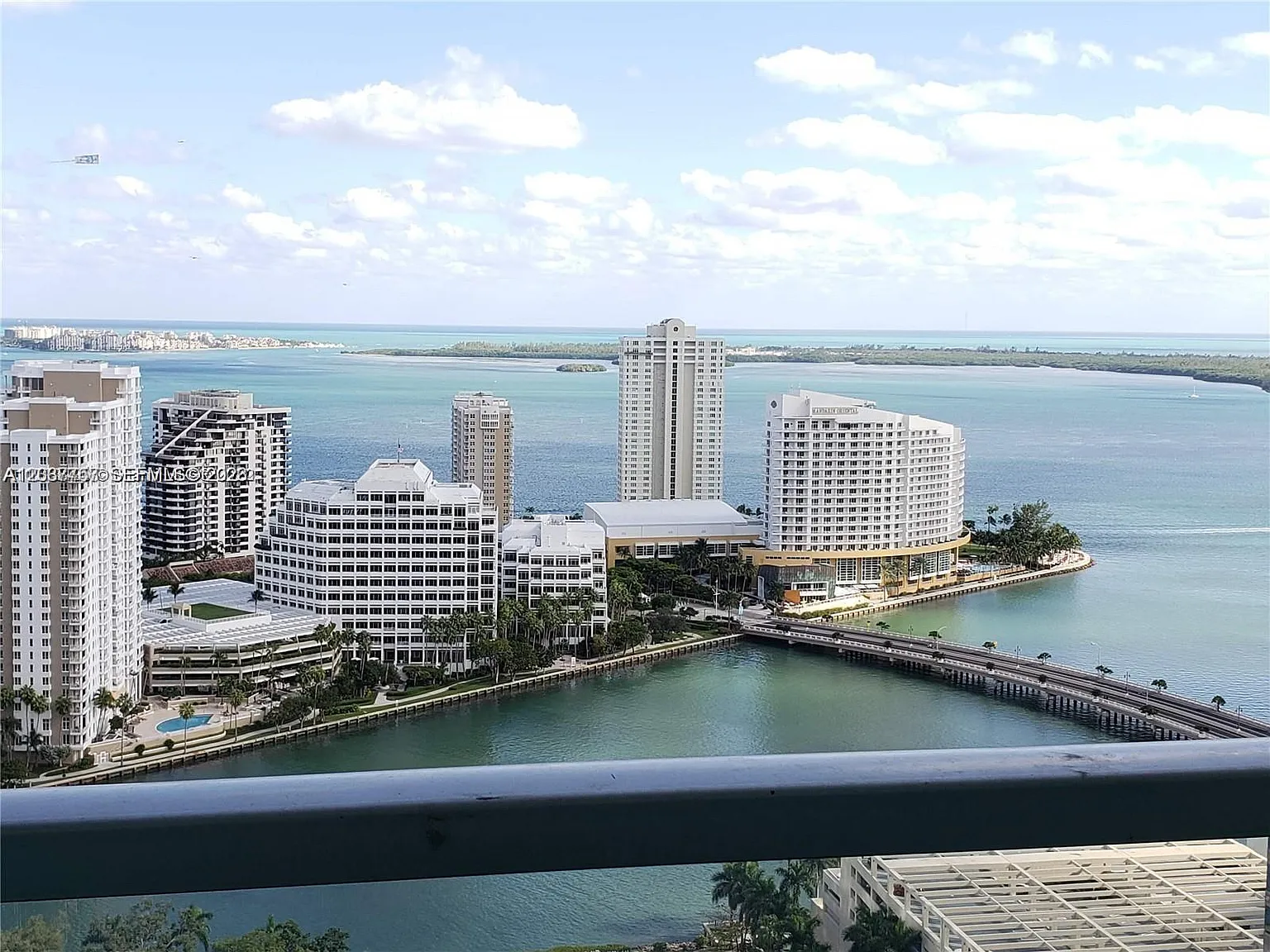 500 Brickell East Condo — Photo 2