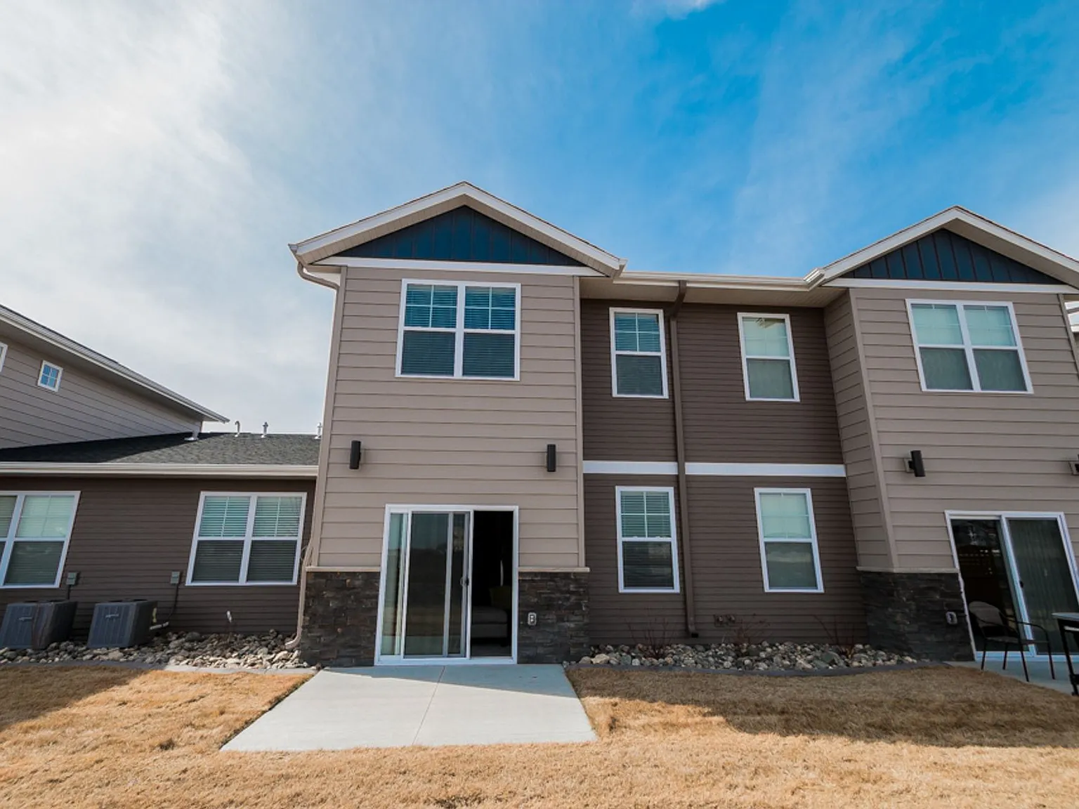 Retreat Townhomes — Photo 3