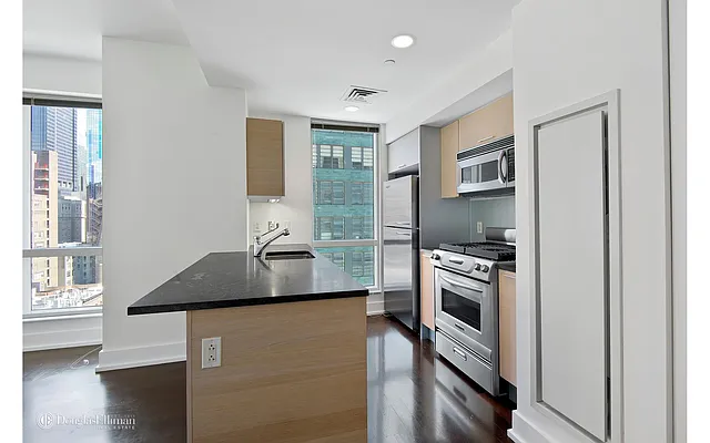 Rented by Douglas Elliman | media 10