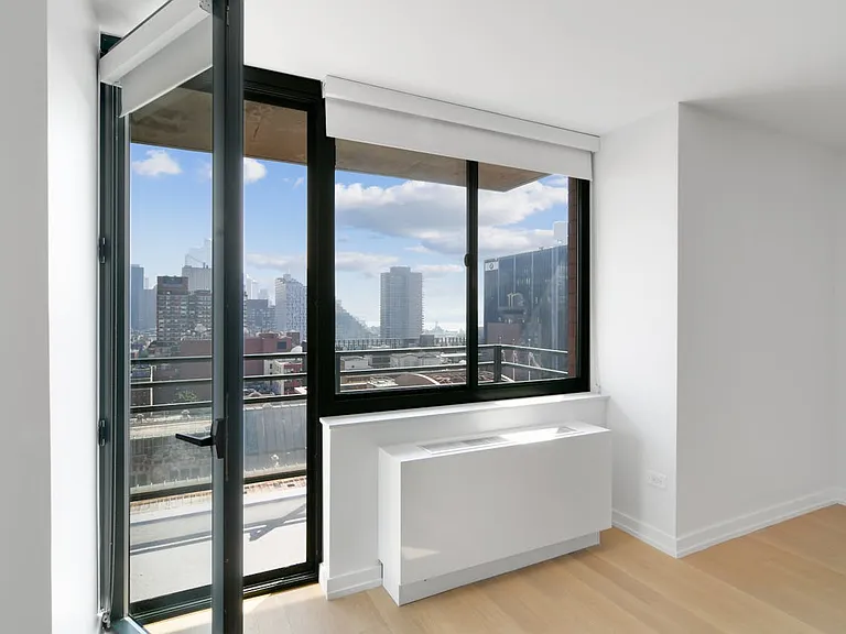 200 W 60th St #16A — Photo 16